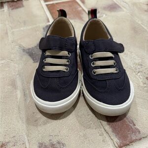 Old Navy toddler boy canvas sneakers